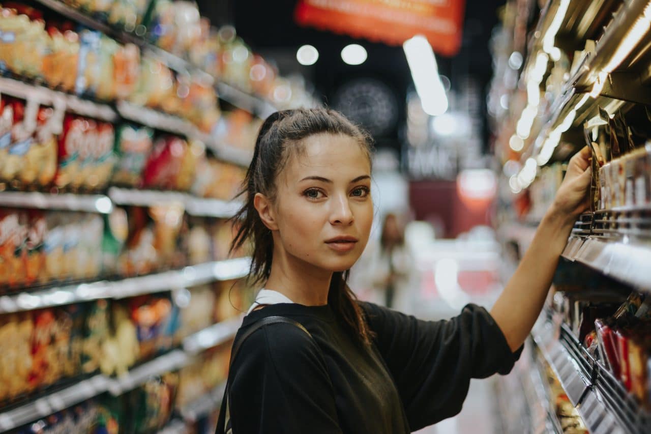 lady in food isle