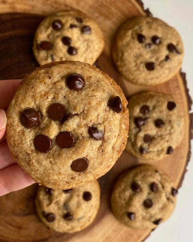 batch of chocolate chip cookies using simply delish