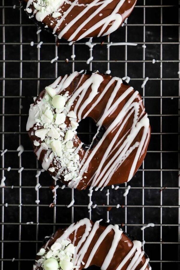 mint chocolate donuts