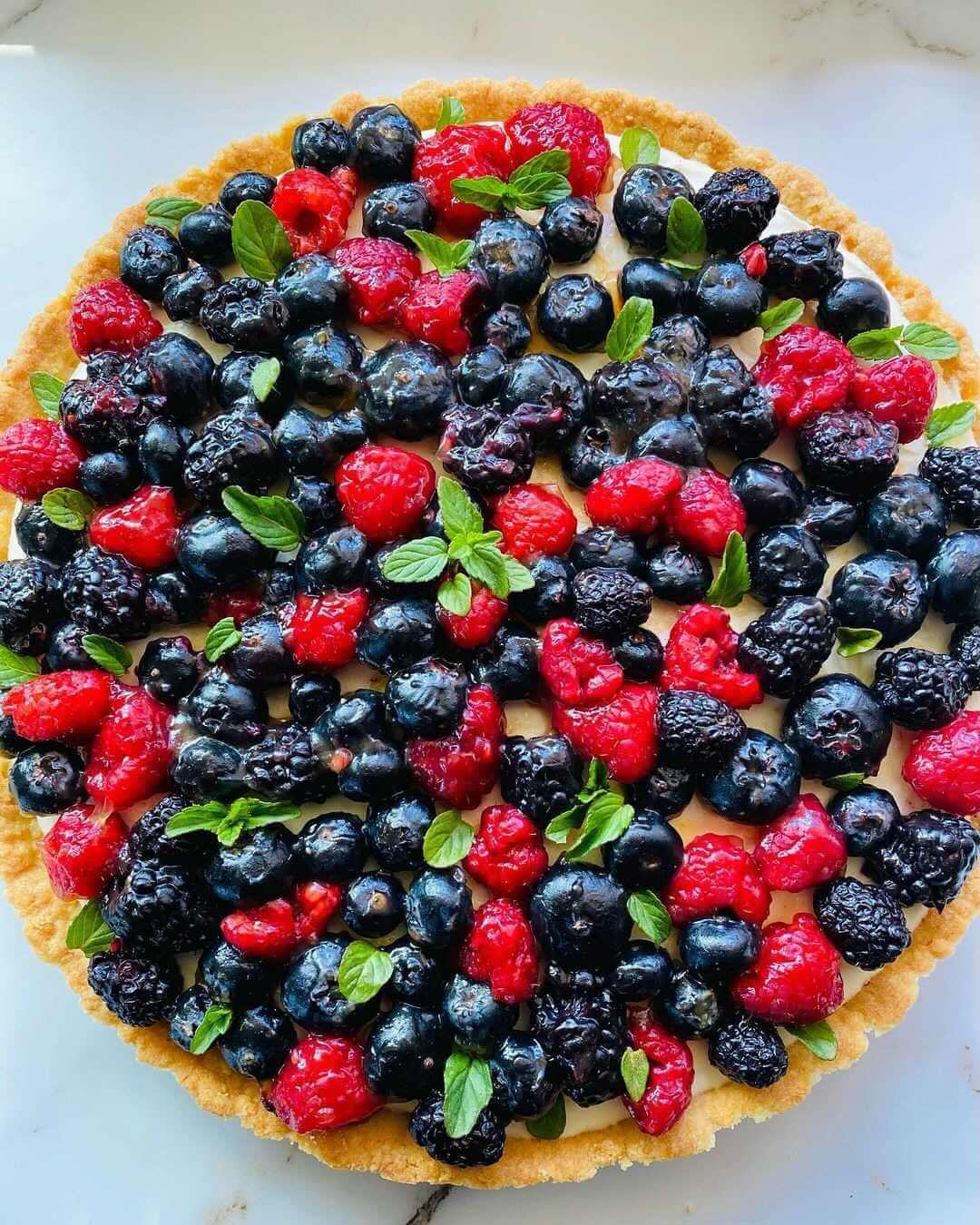 keto berry tart