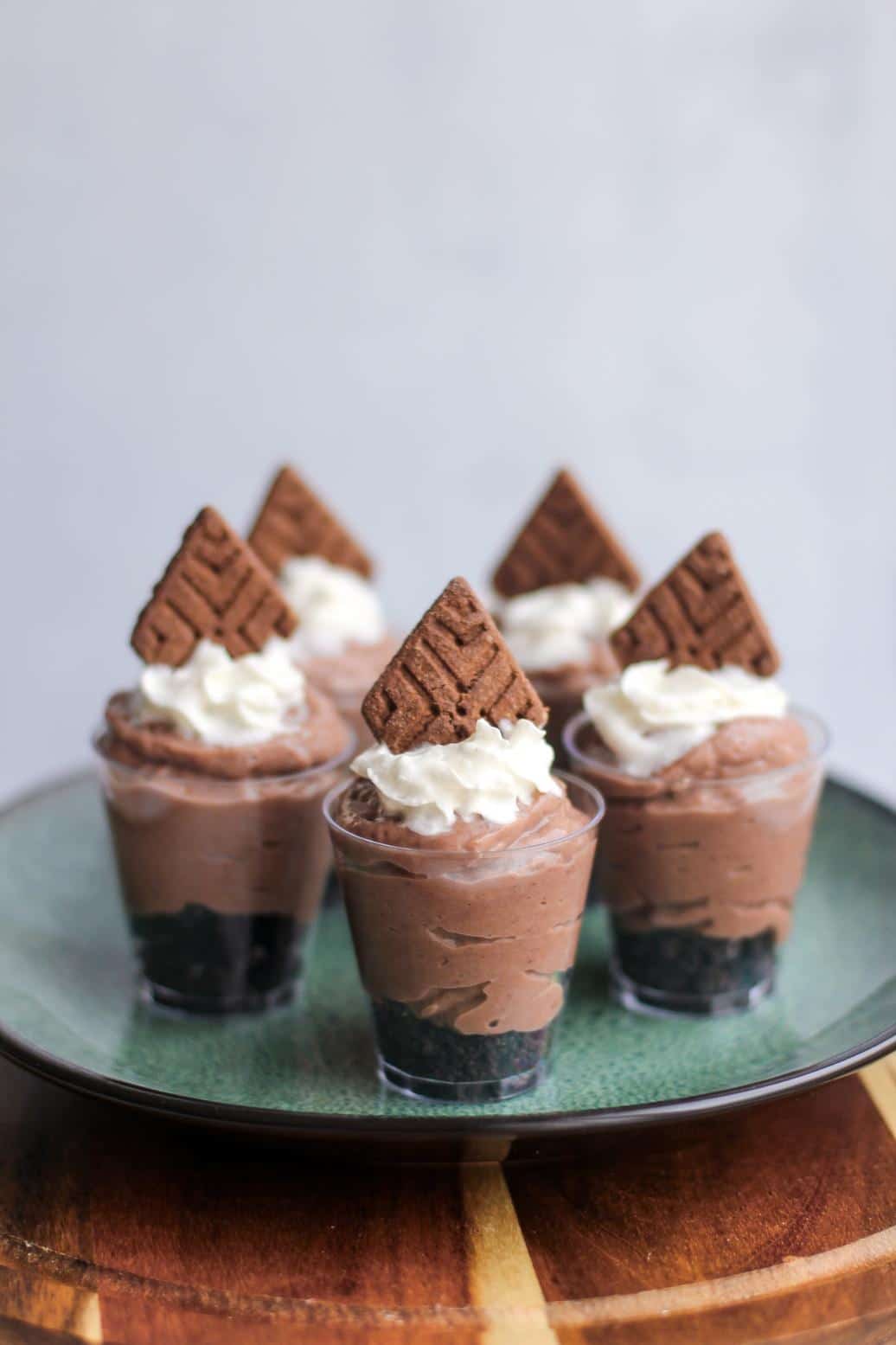 Simply Delish Chocolate Pudding Parfait by @klean.kate 6 mini cups front view