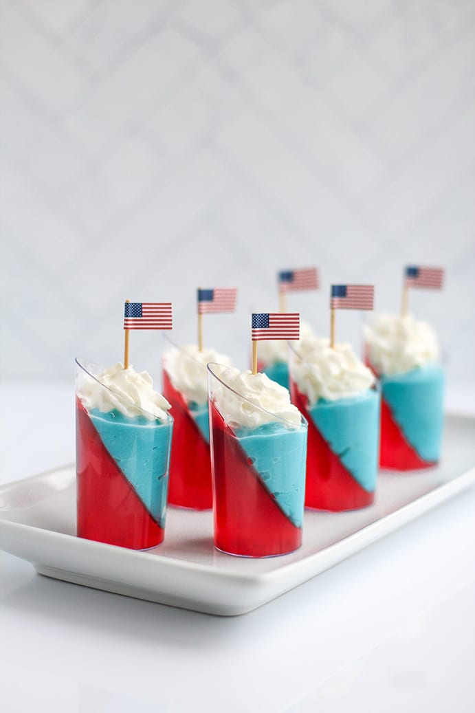 Simply Delish 4th of July Jel _ Pudding Trifle by @klean.kate side view 2